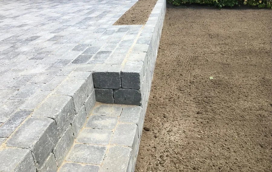 Anlægsgartner Hillerød, Anlægsgartner Ulrik Schäfer, Haveservice Nordsjælland, Gammelgårdssten Terrasse